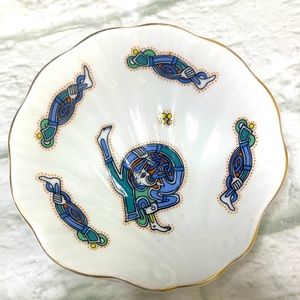 Celtic Royal Tara Ireland fine bone china plate